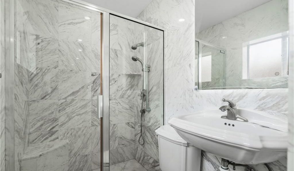 bathroom remodeling in miami